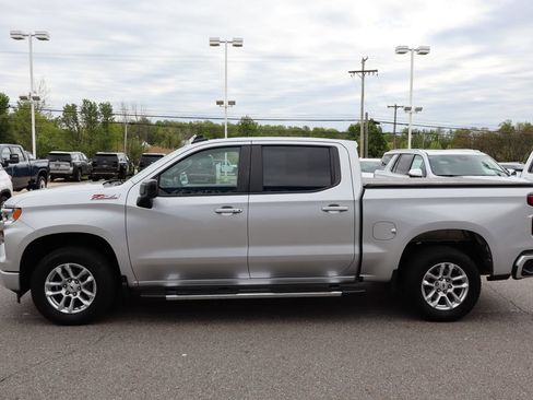 Used 2022 Chevrolet Silverado 1500 RST w/ Z71 Off-Road Package AWD/4WD image 28