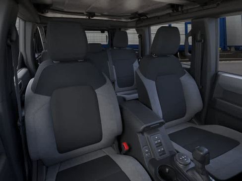 New 2025 Ford Bronco 4-Door image 10