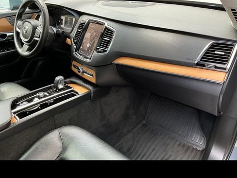 Certified 2023 Volvo XC90 B6 Plus w/ Protection Package Premier AWD/4WD image 26