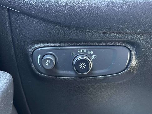 Used 2020 Chevrolet Equinox LT AWD/4WD image 33