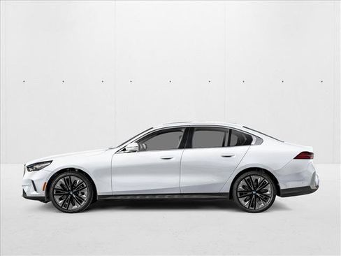 New 2027 BMW 530i w/ M Sport Package RWD image 3