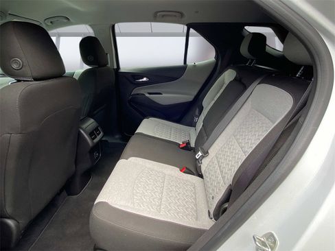 Used 2023 Chevrolet Equinox LT image 14