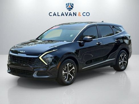 Used 2023 Kia Sportage EX FWD image 3