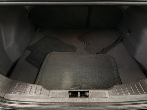 Certified 2018 Ford Focus SE w/ Cold Weather Package image 26