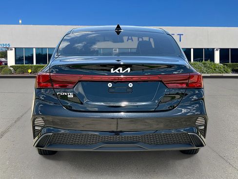 Used 2024 Kia Forte LX FWD image 6