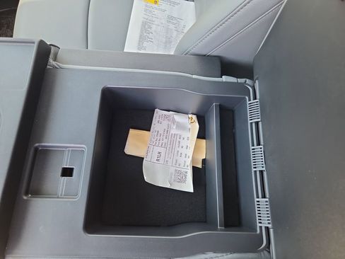 New 2024 Ford F350 XL w/ XL Chrome Package image 30