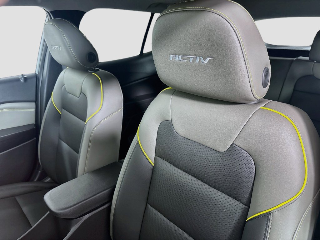 New 2026 Chevrolet Trax ACTIV w/ Sunroof Package FWD image 19