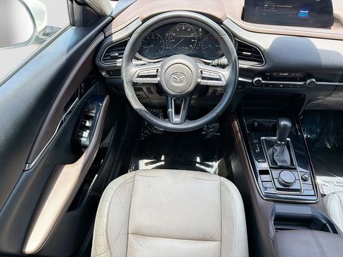 Used 2021 MAZDA CX-30 FWD 2.5 S w/ Premium Package image 16