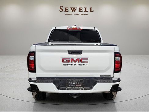 New 2026 GMC Canyon Elevation w/ Convenience Package image 4