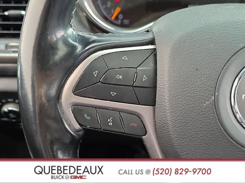 Used 2021 Jeep Grand Cherokee Laredo RWD image 14