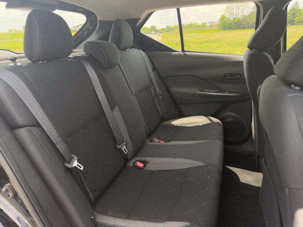 Used 2020 Nissan Kicks S FWD image 23