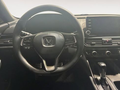 Used 2022 Honda Accord Sport image 10