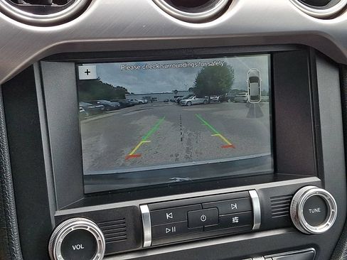 Used 2019 Ford Mustang Premium RWD image 18