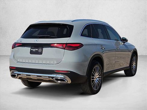 New 2026 Mercedes-Benz GLC 300 image 2