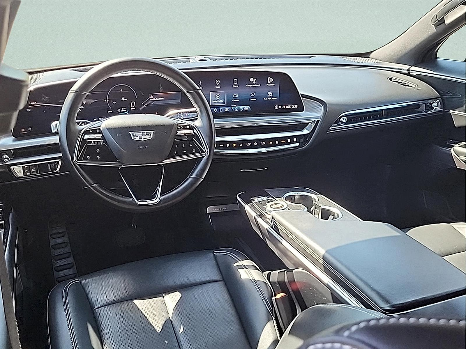 Certified 2024 Cadillac Lyriq Sport AWD/4WD image 16