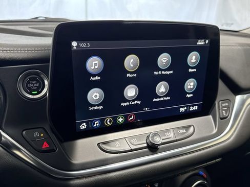 Certified 2025 Chevrolet Blazer LT FWD image 16