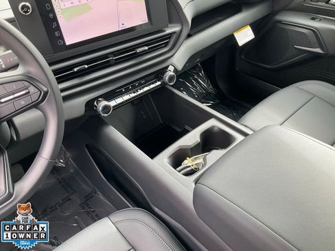 Used 2024 Chevrolet Silverado EV W/T AWD/4WD image 41