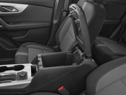 New 2025 Chevrolet Blazer LT w/ Driver Confidence Package image 10