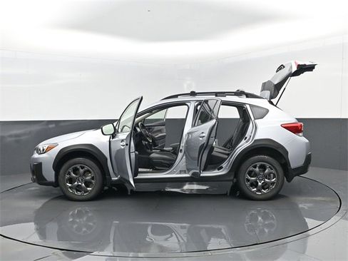 Used 2022 Subaru Crosstrek 2.5i Sport w/ Moonroof Package image 31