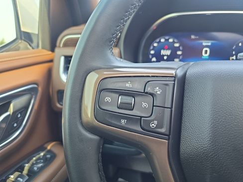 Used 2023 Chevrolet Tahoe High Country w/ Premium Package AWD/4WD image 25