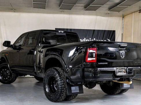 Used 2021 RAM 3500 Laramie w/ Night Edition image 10