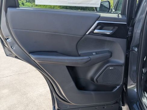 New 2026 Mitsubishi Outlander LE FWD image 23