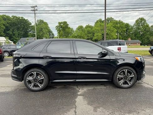 Used 2019 Ford Edge ST AWD/4WD image 11