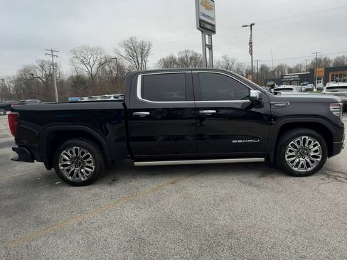 Used 2026 GMC Sierra 1500 Denali Ultimate AWD/4WD image 9