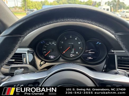 Used 2017 Porsche Macan AWD/4WD image 19