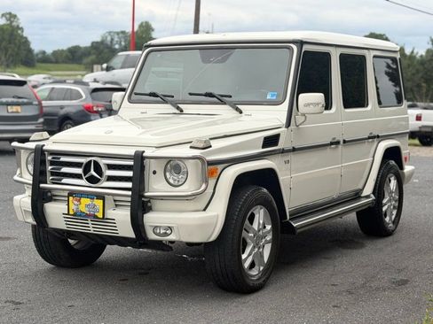 Used 2011 Mercedes-Benz G 550 image 2