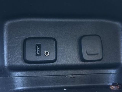 Used 2018 Chevrolet Equinox LT AWD/4WD image 20