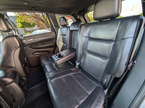 Used 2018 Jeep Grand Cherokee Limited w/ Luxury Group II RWD image 17