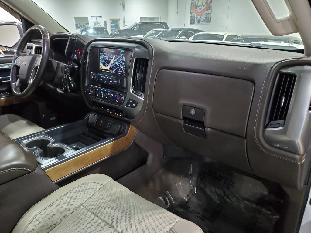 Used 2018 Chevrolet Silverado 1500 LTZ w/ Texas Edition RWD image 15