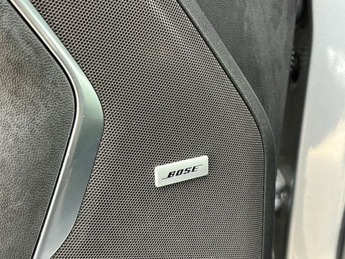 Used 2024 Chevrolet Suburban LT image 28