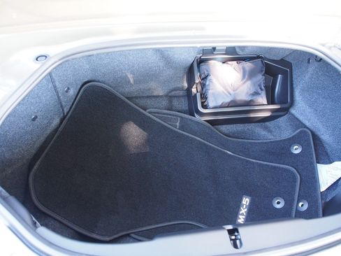 Used 2024 MAZDA MX-5 Miata RF Grand Touring RWD image 14