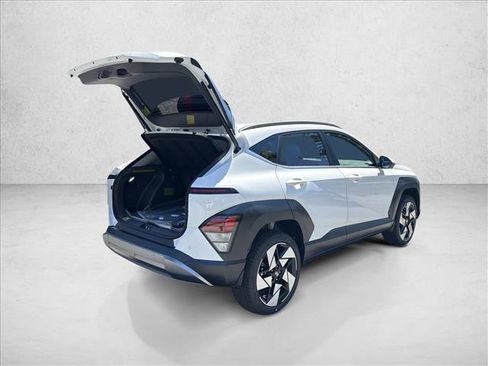 Used 2026 Hyundai Kona Limited AWD/4WD image 2