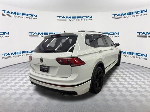 Used 2024 Volkswagen Tiguan SE R-Line FWD image 5