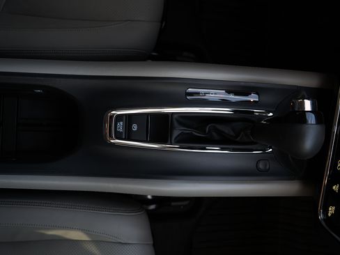 Used 2021 Honda HR-V EX-L image 29