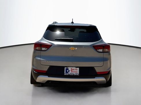 Used 2023 Chevrolet TrailBlazer LT FWD image 6