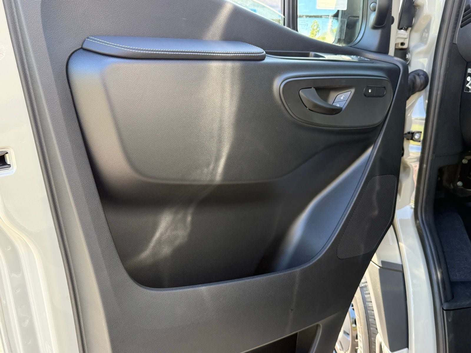 New 2026 Mercedes-Benz Sprinter 2500 image 17
