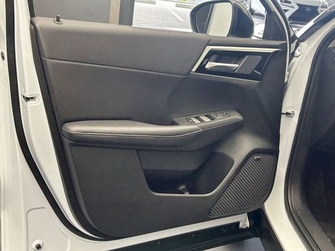 New 2026 Mitsubishi Outlander Trail Edition image 23