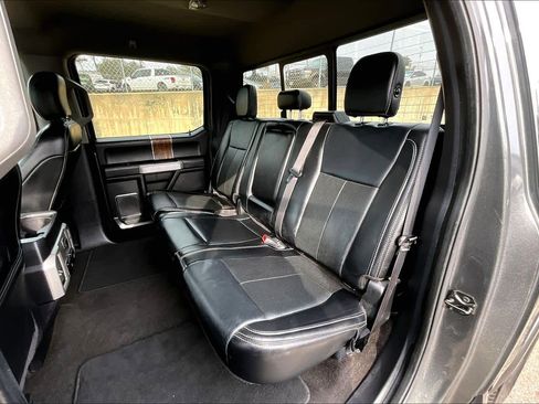 Certified 2019 Ford F150 Lariat image 21