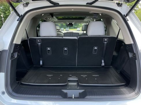 Used 2025 Honda Pilot Touring image 42