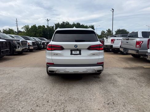 Used 2023 BMW X5 xDrive45e w/ Executive Package AWD/4WD image 39