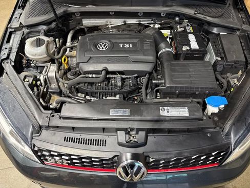 Used 2017 Volkswagen GTI S image 8