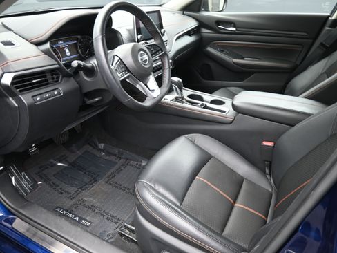 Used 2020 Nissan Altima 2.5 SR image 10