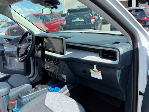 New 2025 Ford Maverick XLT w/ Equipment Group 301A image 16