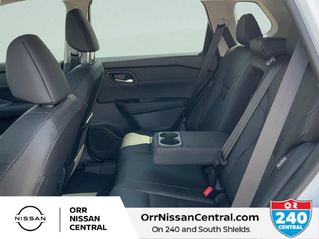 New 2026 Nissan Rogue Dark Armor AWD/4WD image 13