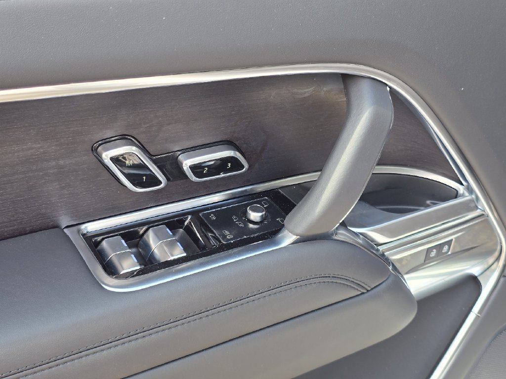 New 2026 Land Rover Range Rover SE AWD/4WD image 39
