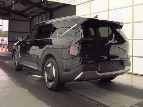Used 2024 Kia EV9 Wind AWD/4WD image 5